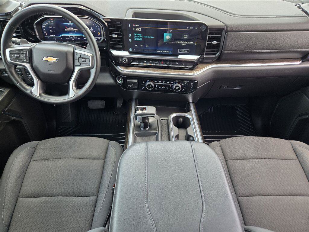 Used 2024 Chevrolet Silverado 1500 LT w/ Z71 Off-Road Package AWD/4WD image 23
