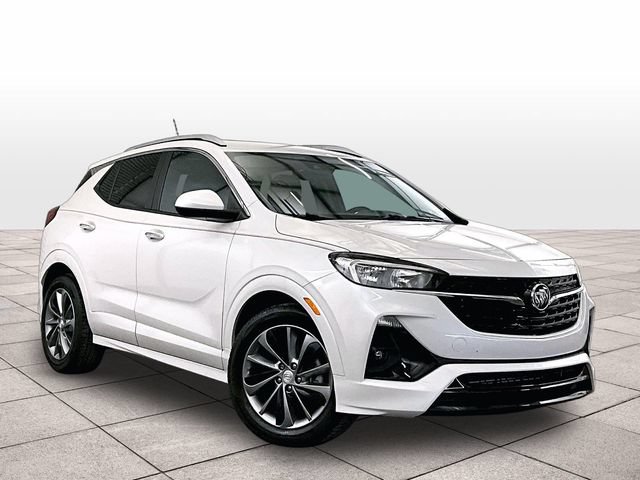 Used 2022 Buick Encore GX Select w/ Sport Touring Package FWD image 2