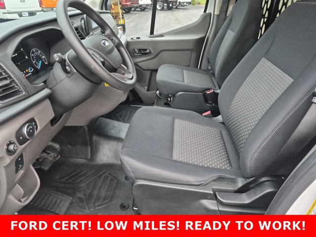 Certified 2025 Ford Transit 250 Low Roof w/ Exterior Upgrade Package RWD image 11
