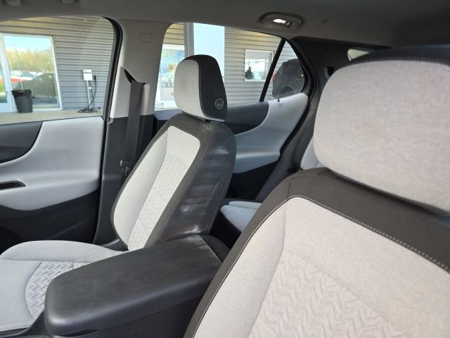 Used 2024 Chevrolet Equinox LS w/ Midnight Edition image 8