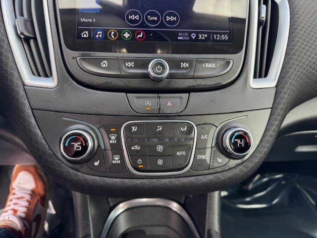 Used 2023 Chevrolet Malibu LT image 20