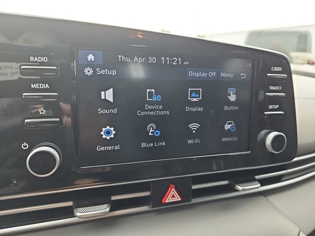 Used 2022 Hyundai Elantra SEL w/ Convenience Package FWD image 26