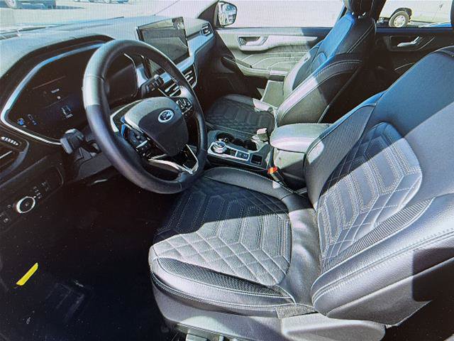 Certified 2023 Ford Escape SE w/ PHEV Premium Package FWD image 7
