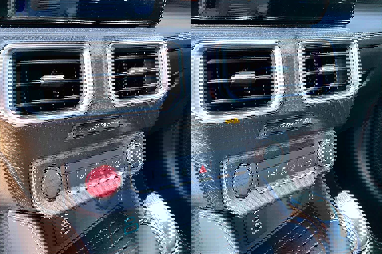 Certified 2024 Ford Mustang GT Premium image 32