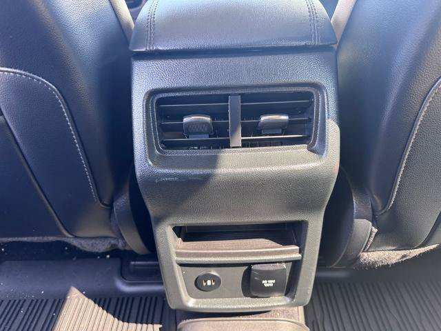 Certified 2024 Ford Edge SEL w/ Convenience Package AWD/4WD image 13