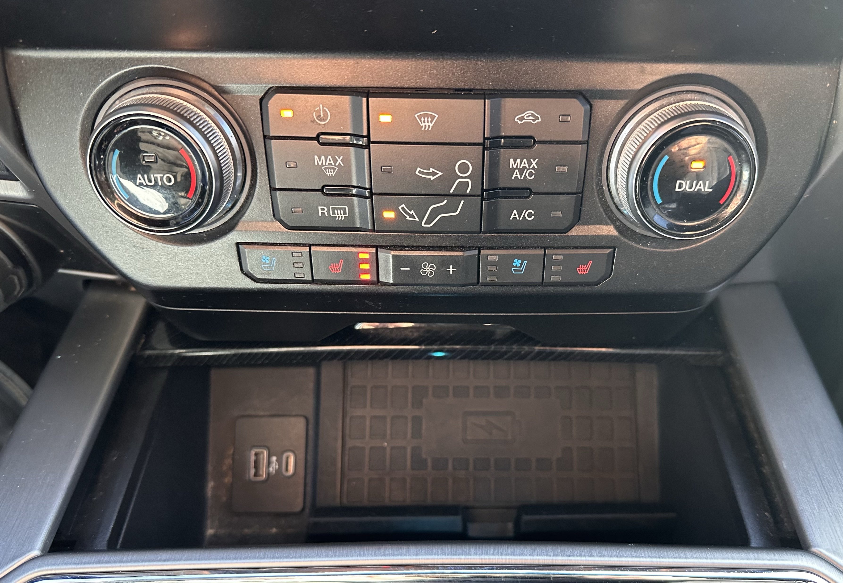 Certified 2021 Ford F350 Platinum AWD/4WD image 33