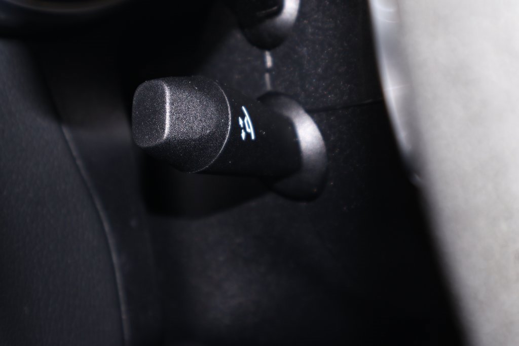 Used 2021 Mercedes-Benz C 300 4MATIC Sedan image 29