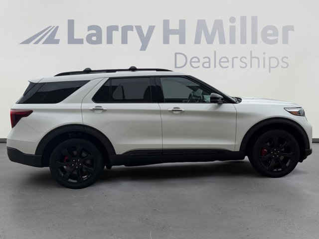 Certified 2021 Ford Explorer ST w/ Equipment Group 401A AWD/4WD image 6