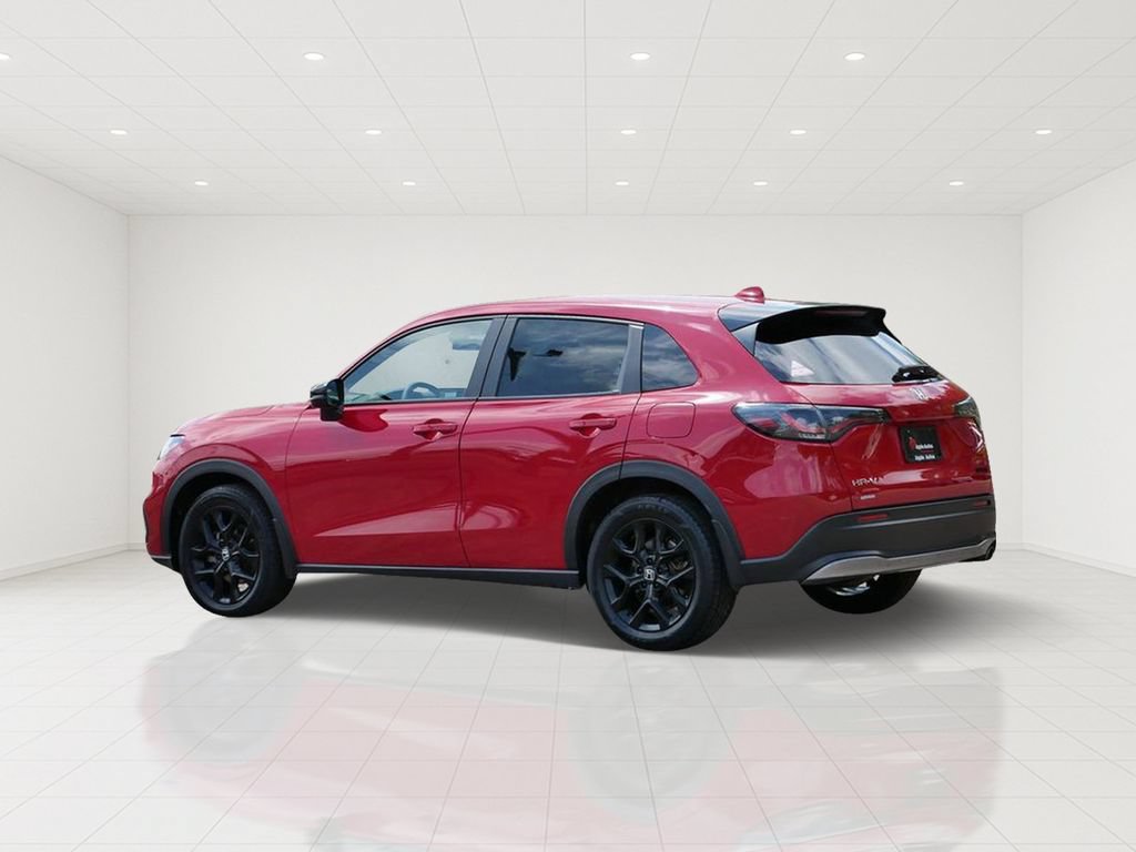 Used 2024 Honda HR-V Sport image 4