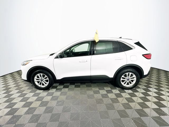 Certified 2022 Ford Escape SE w/ Convenience Package image 2