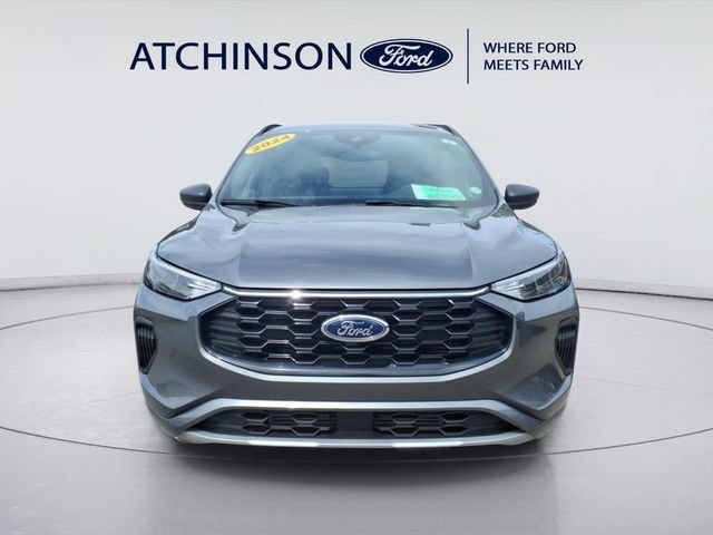 Certified 2024 Ford Escape ST-Line w/ Tech Pack #1 AWD/4WD image 2