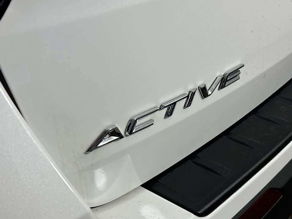 Certified 2025 Ford Explorer Active w/ Active Comfort Package RWD image 7