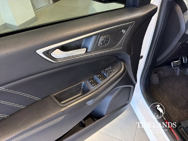 Certified 2022 Ford Edge ST w/ Equipment Group 401A AWD/4WD image 15
