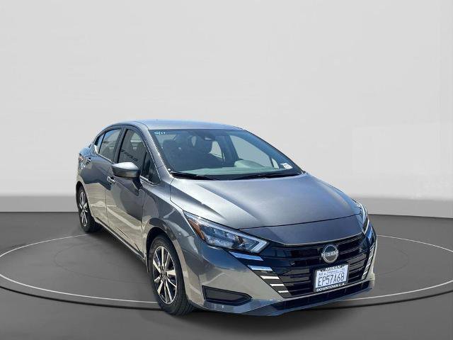 Used 2025 Nissan Versa SV w/ Trunk Package FWD image 3