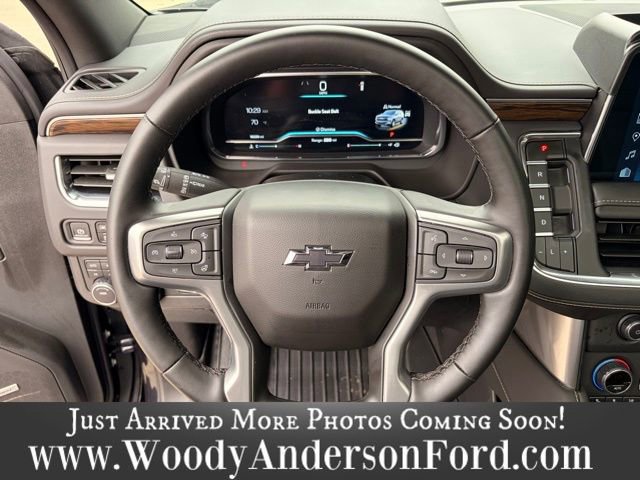 Used 2024 Chevrolet Tahoe Premier w/ Premium Package image 14