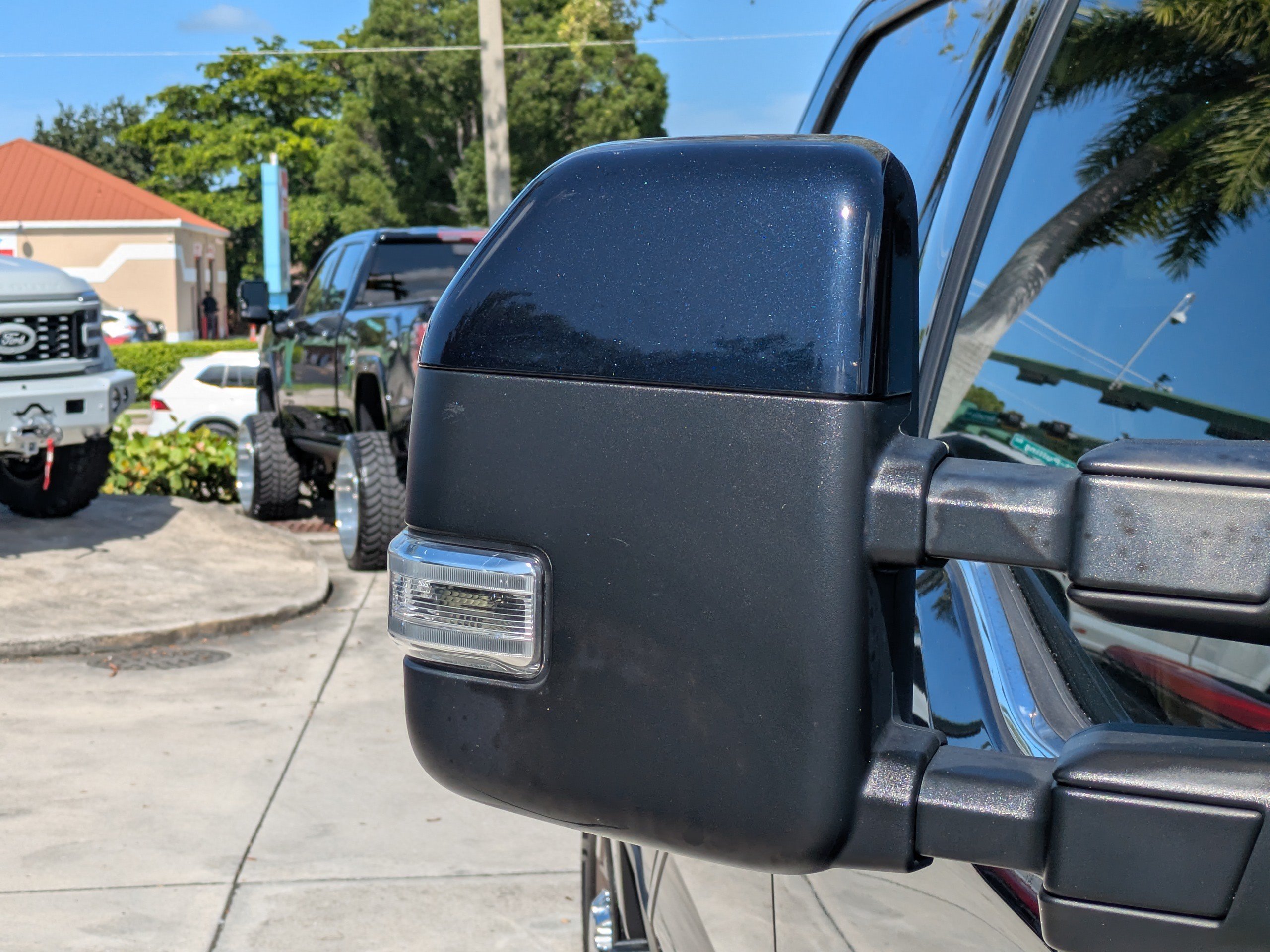 Certified 2023 Ford F350 King Ranch AWD/4WD image 10