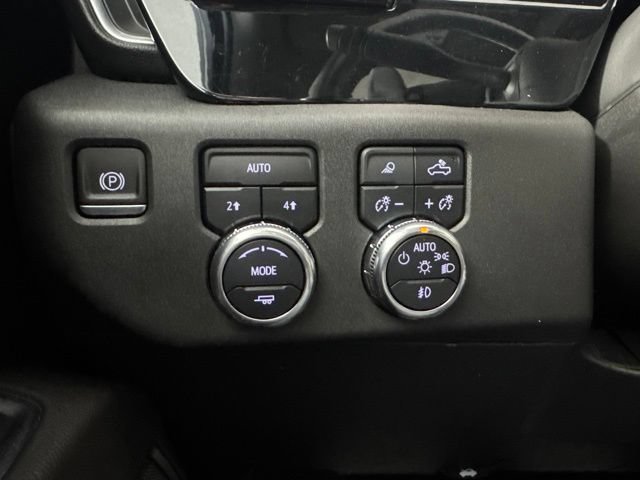 Used 2022 GMC Sierra 1500 SLT w/ SLT Premium Plus Package AWD/4WD image 17
