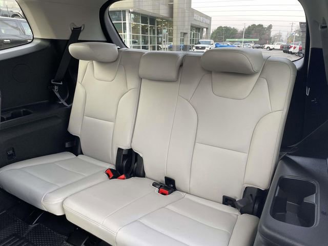 Used 2025 Kia Telluride EX w/ EX Captain's Chair Package image 12