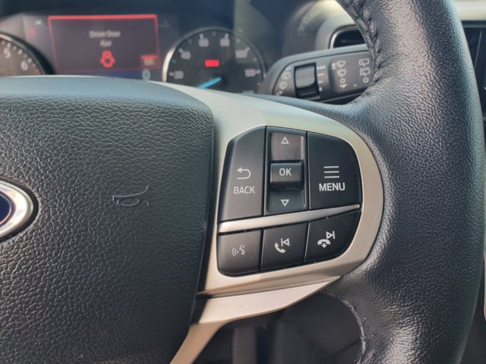 Certified 2023 Ford Explorer XLT w/ Equipment Group 202A RWD image 19