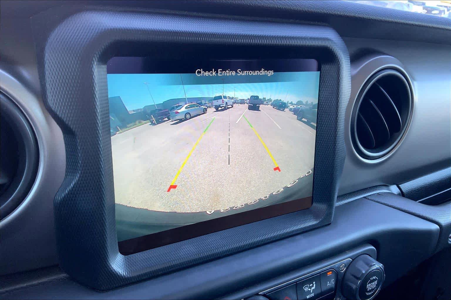 Used 2021 Jeep Wrangler Unlimited Sport AWD/4WD image 26