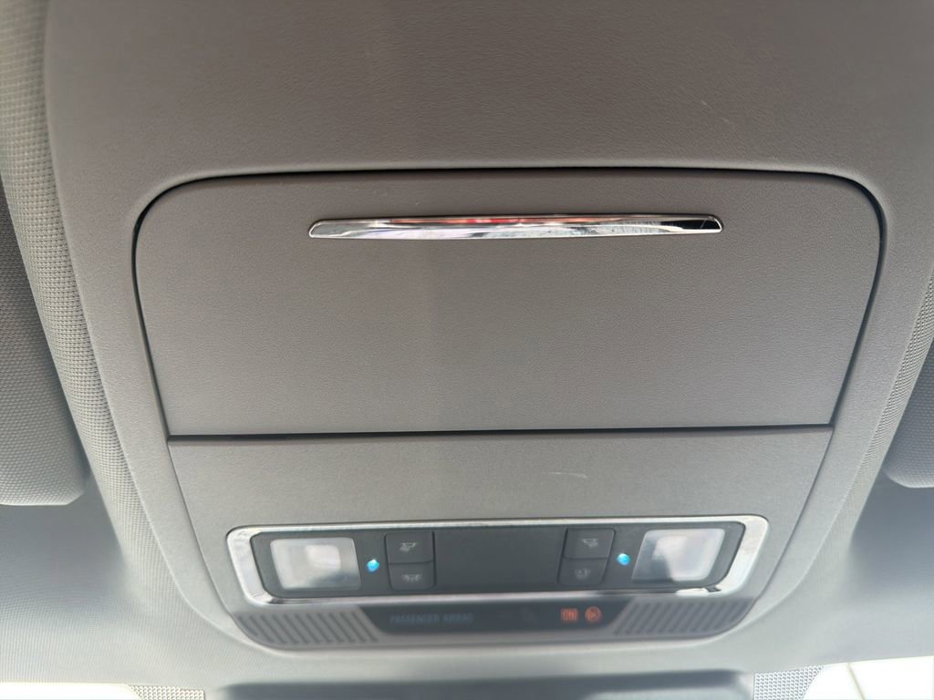 Certified 2025 Ford F250 Lariat w/ Tremor Off-Road Package image 33