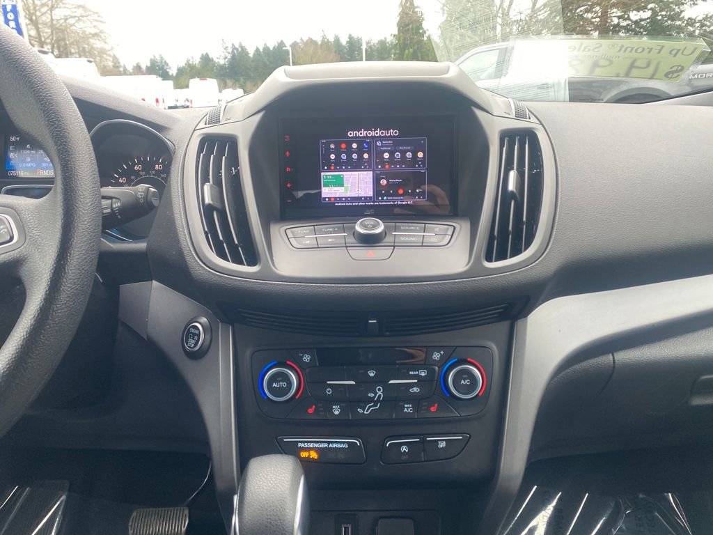 Certified 2019 Ford Escape SE image 26