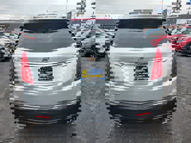 Used 2018 Cadillac XT5 Luxury w/ Driver Awareness Package image 6