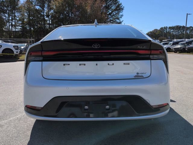 Used 2024 Toyota Prius Limited image 3