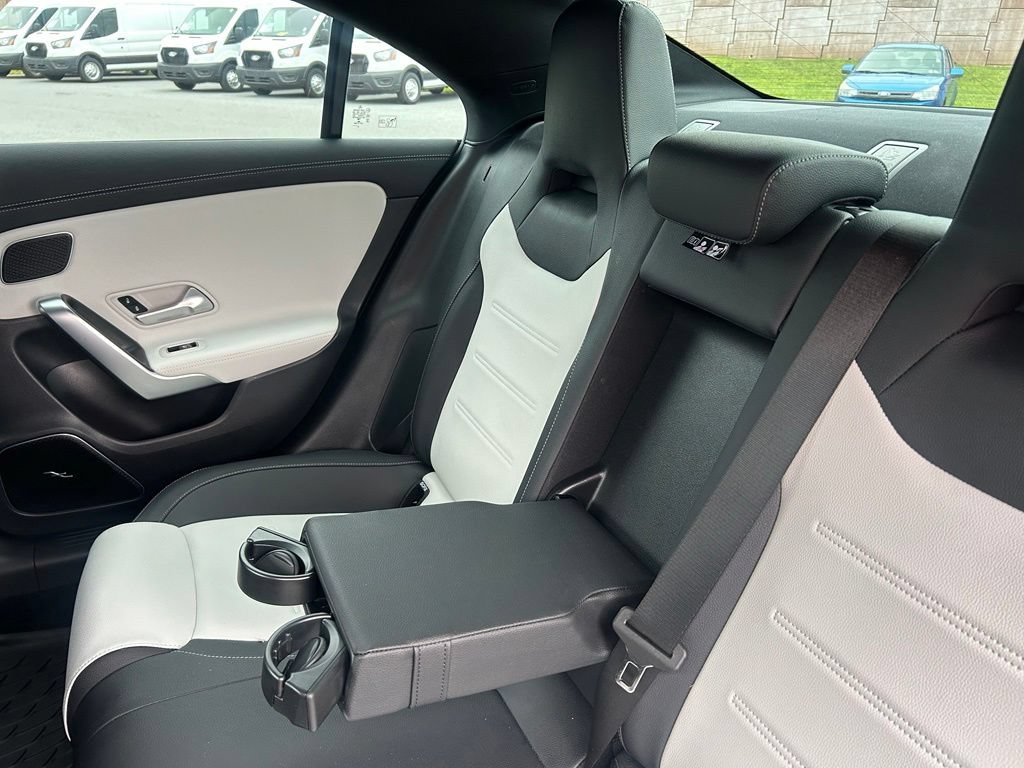 Used 2023 Mercedes-Benz CLA 250 4MATIC image 45