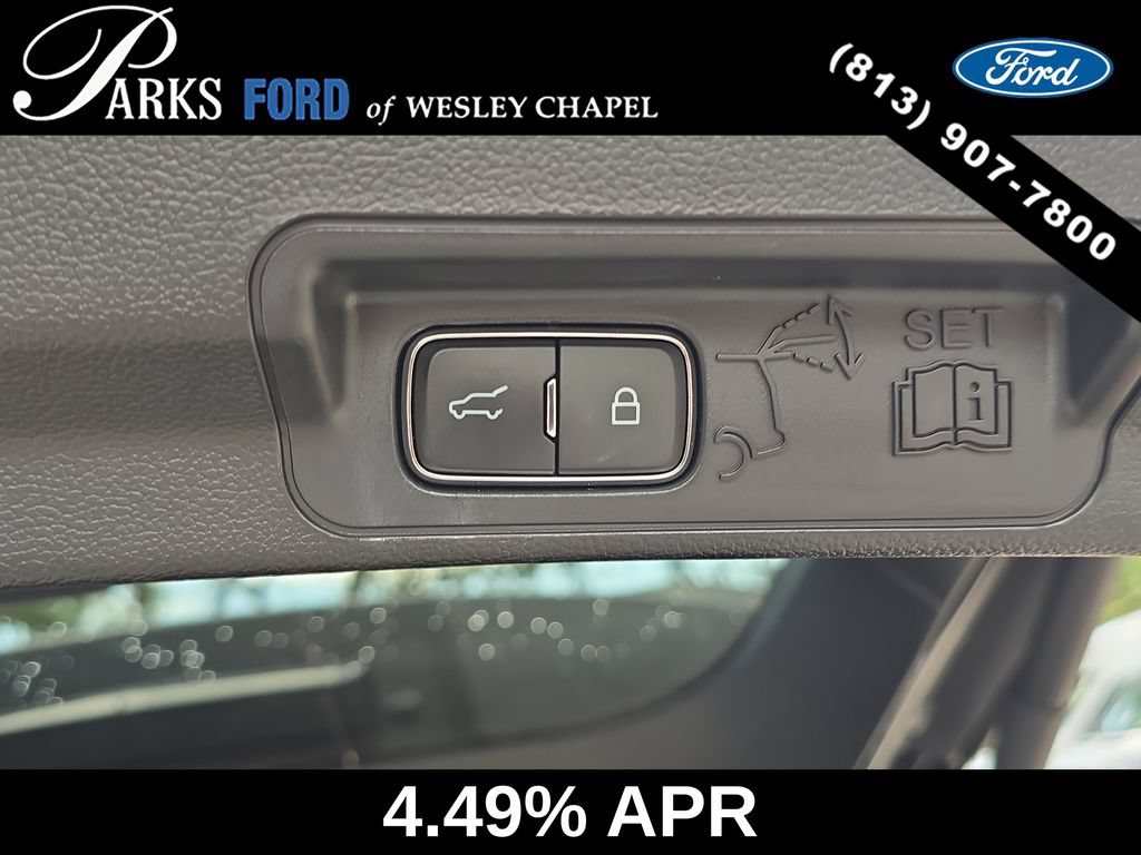 Certified 2023 Ford Explorer Limited w/ Limited Technology Package RWD image 10