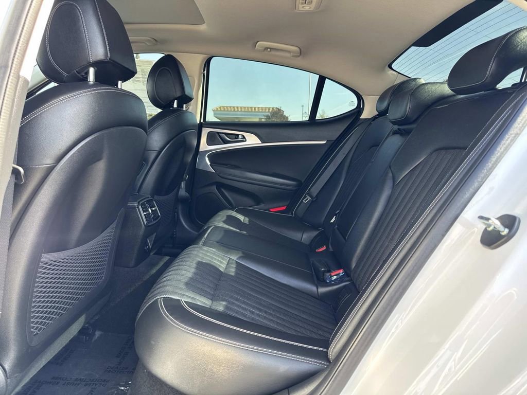 Used 2022 Genesis G70 2.0T w/ Prestige Package image 25