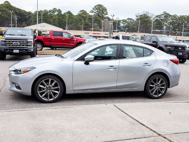 Used 2018 MAZDA MAZDA3 Touring image 3