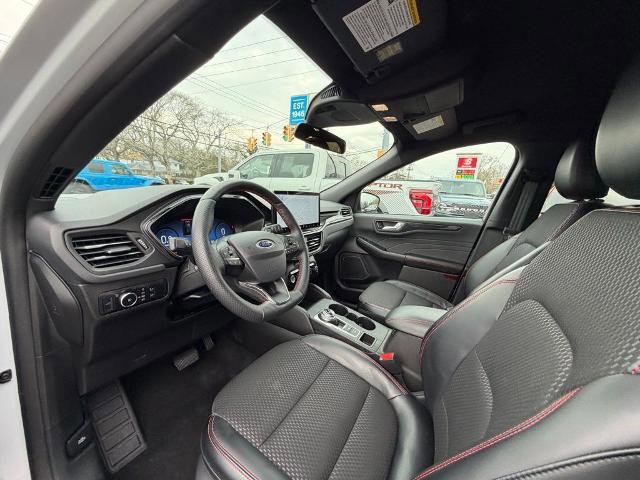 Certified 2025 Ford Escape ST-Line Select w/ Tech Pack #2 image 20