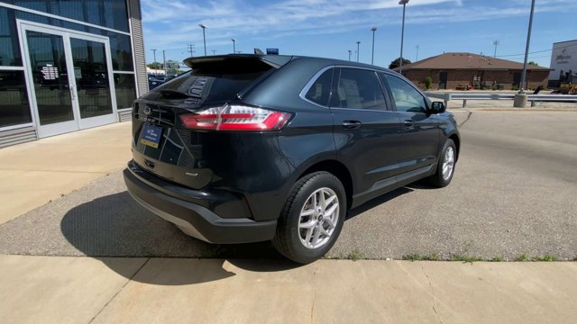 Certified 2023 Ford Edge SEL w/ Convenience Package AWD/4WD image 9
