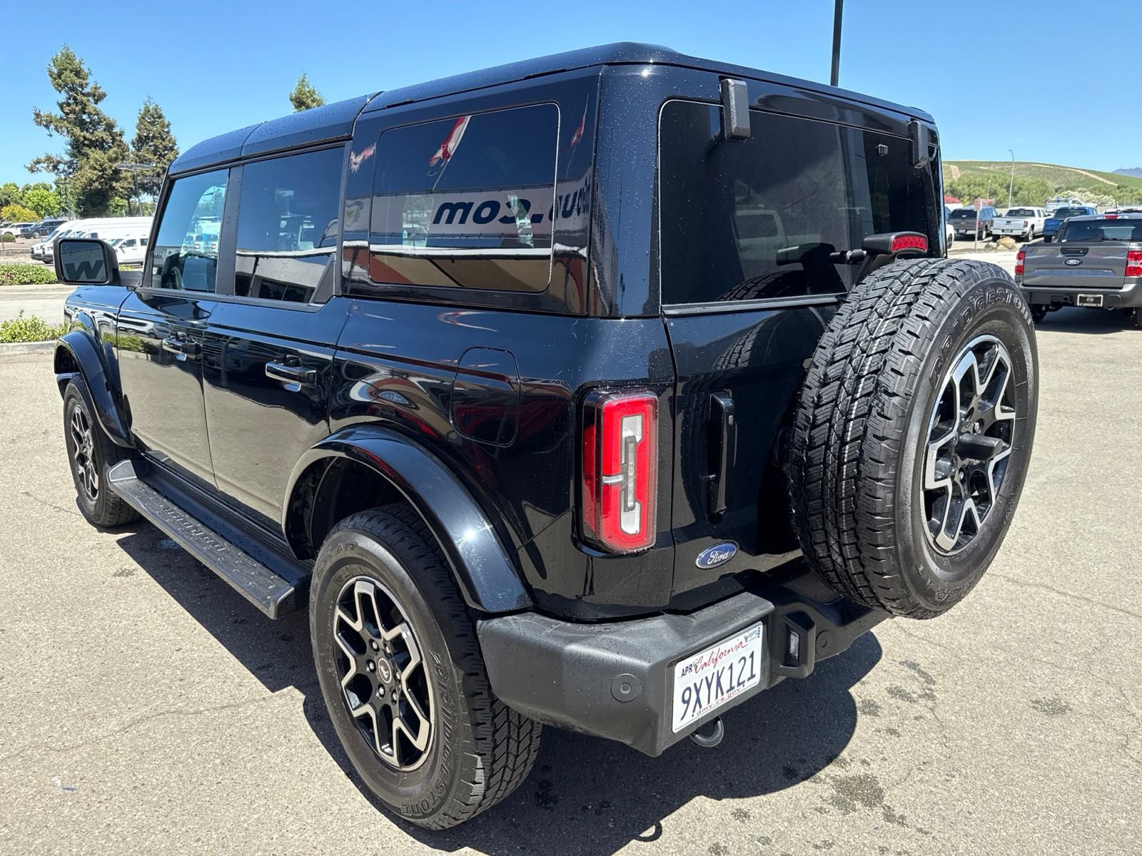 Certified 2025 Ford Bronco Outer Banks AWD/4WD image 3