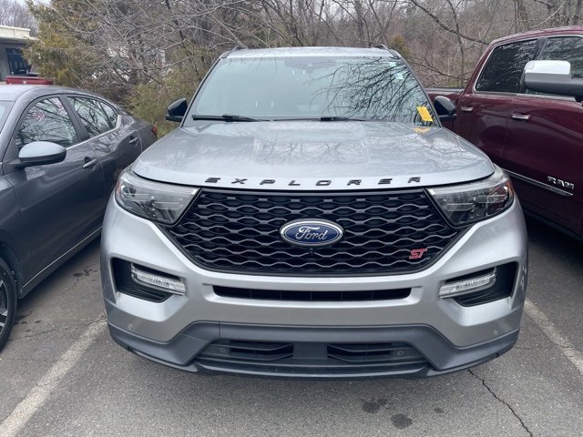 Certified 2020 Ford Explorer ST w/ ST Street Pack image 3