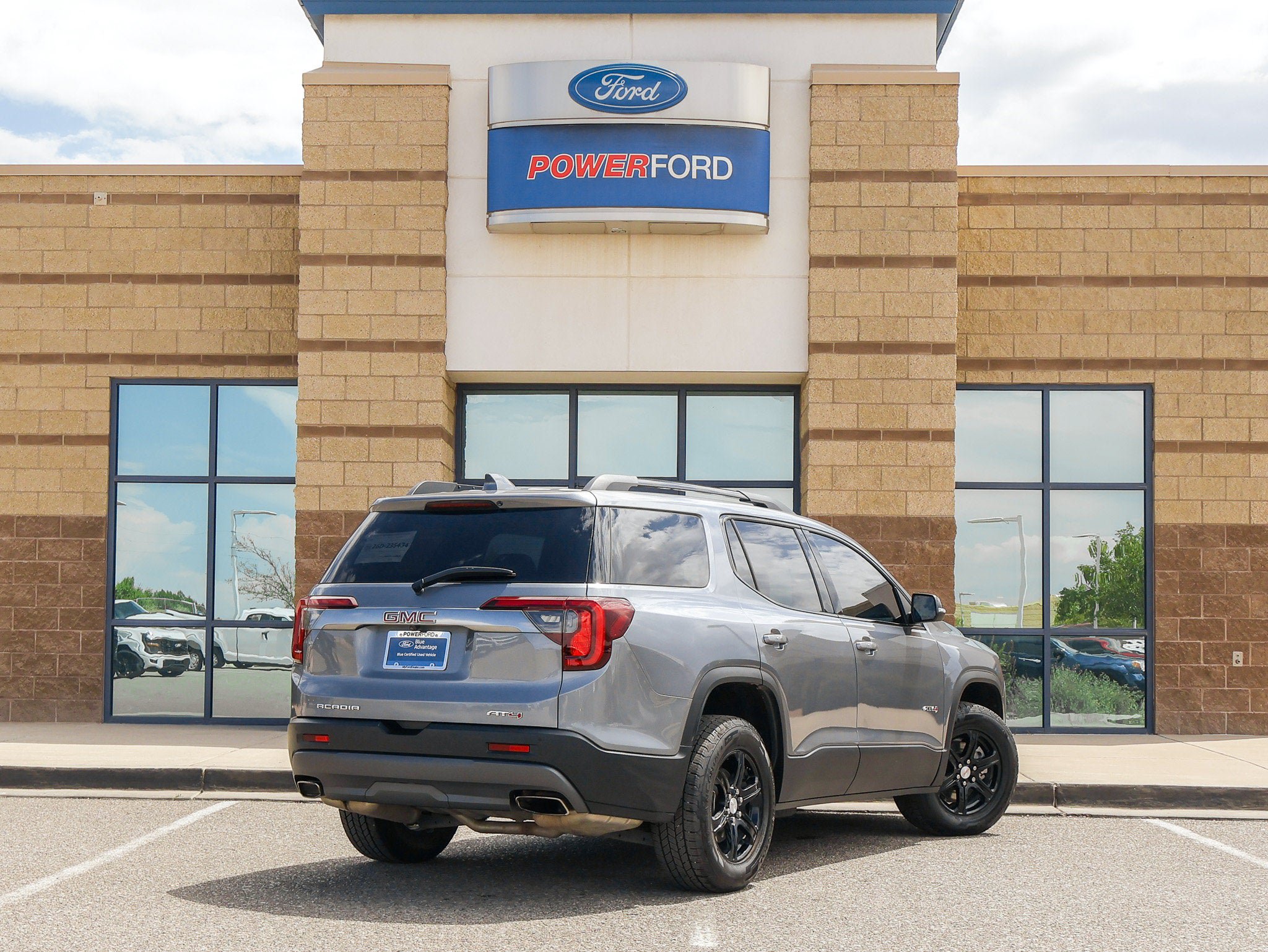 Used 2020 GMC Acadia AT4 w/ Driver Alert Package II AWD/4WD image 6