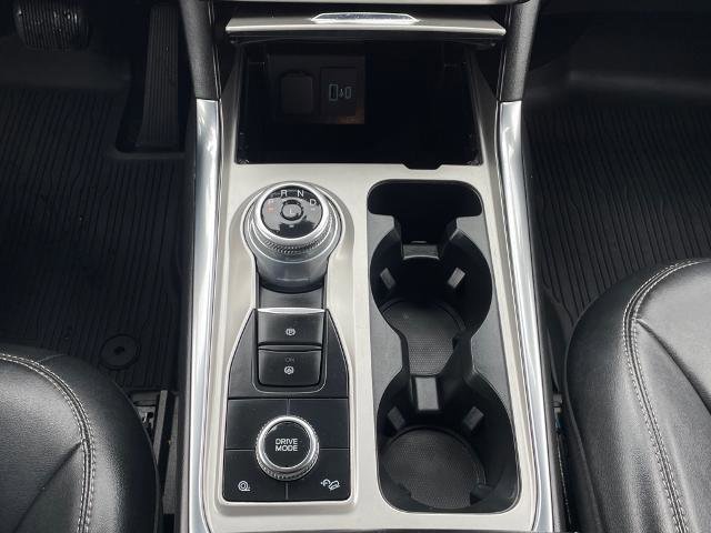Certified 2022 Ford Explorer XLT w/ Equipment Group 202A image 20