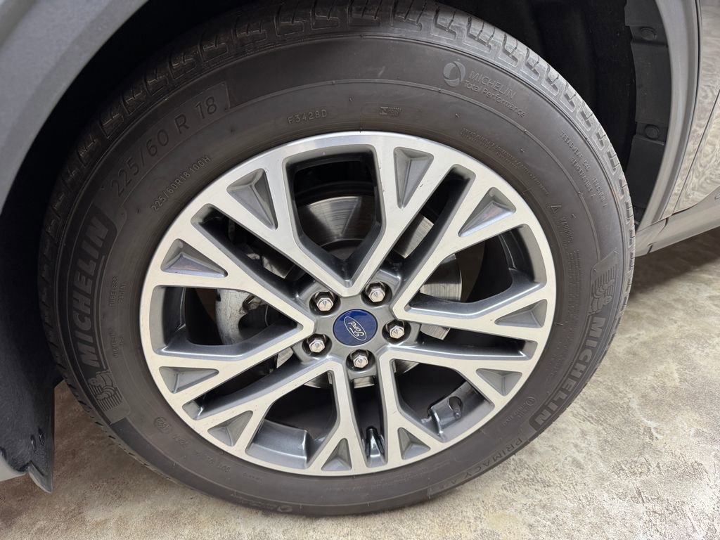 Certified 2022 Ford Escape SEL image 34