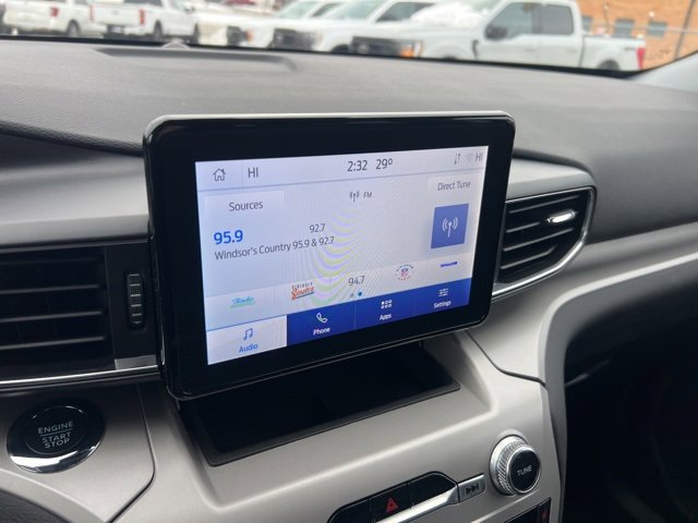 Certified 2022 Ford Explorer XLT w/ Equipment Group 202A image 11