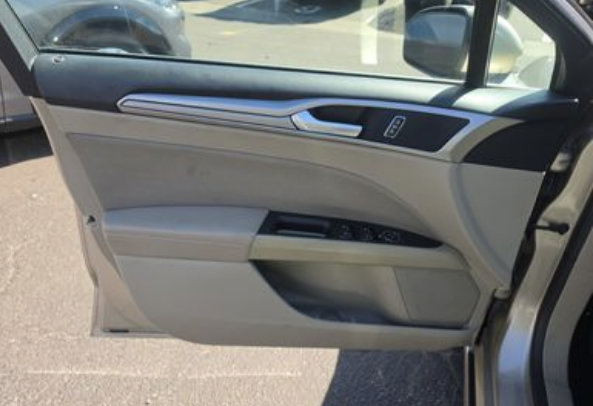 Certified 2019 Ford Fusion SE FWD image 7