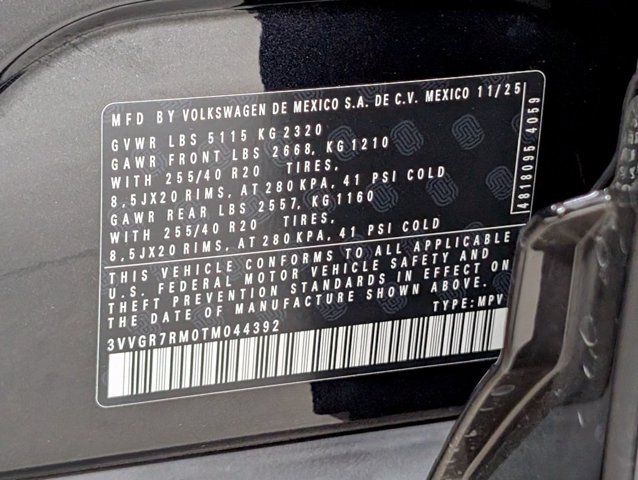 Used 2026 Volkswagen Tiguan SE R-Line AWD/4WD image 25