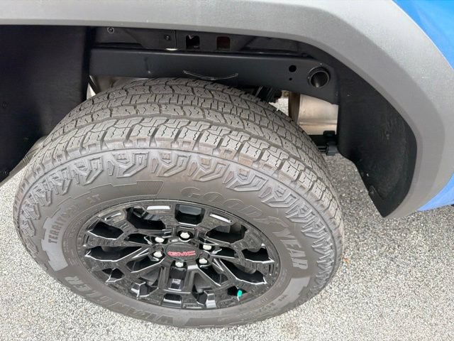 Used 2026 GMC Canyon Elevation RWD image 16