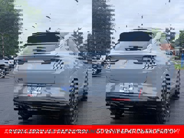 Certified 2024 Ford Mustang Mach-E GT image 3