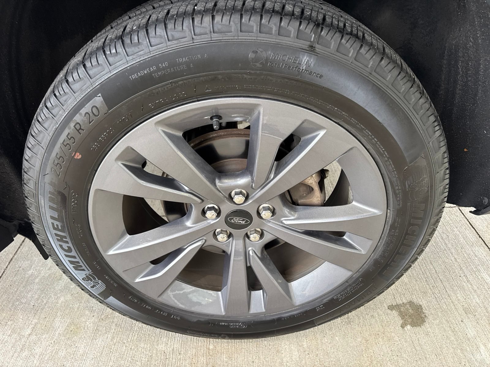Certified 2024 Ford Explorer XLT w/ Equipment Group 202A AWD/4WD image 19