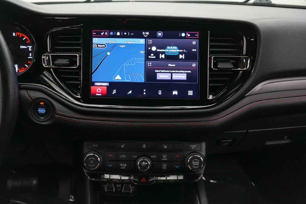 Used 2025 Dodge Durango GT AWD/4WD image 15