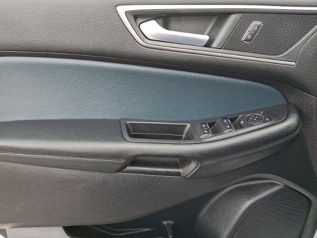 Certified 2022 Ford Edge SEL w/ Sport Appearance Package image 12