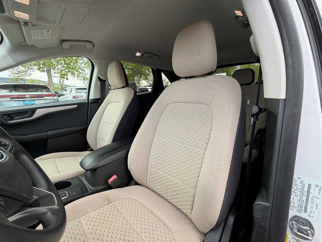 Certified 2022 Ford Escape SE AWD/4WD image 11