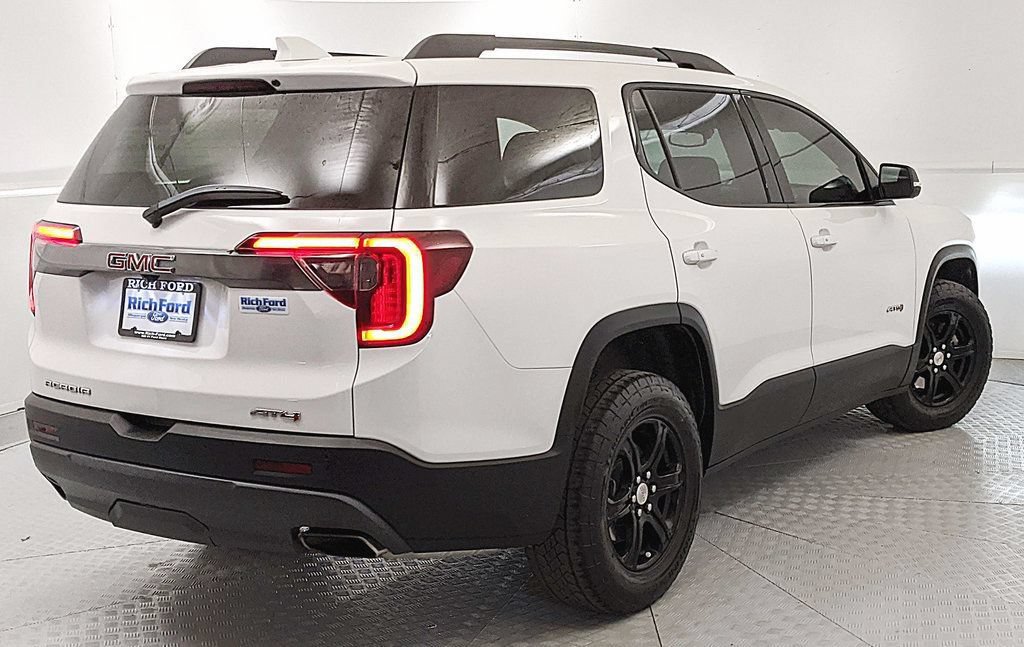 Used 2023 GMC Acadia AT4 w/ Technology Package AWD/4WD image 3