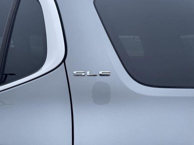 Used 2023 GMC Acadia SLE w/ Driver Convenience Package image 37